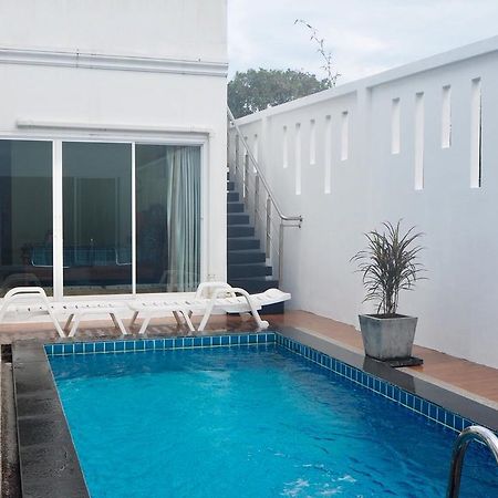 Villa Somewhere Phuket Thalang Esterno foto