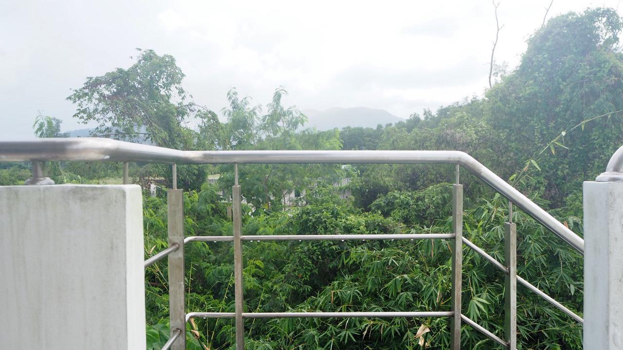Villa Somewhere Phuket Thalang Esterno foto