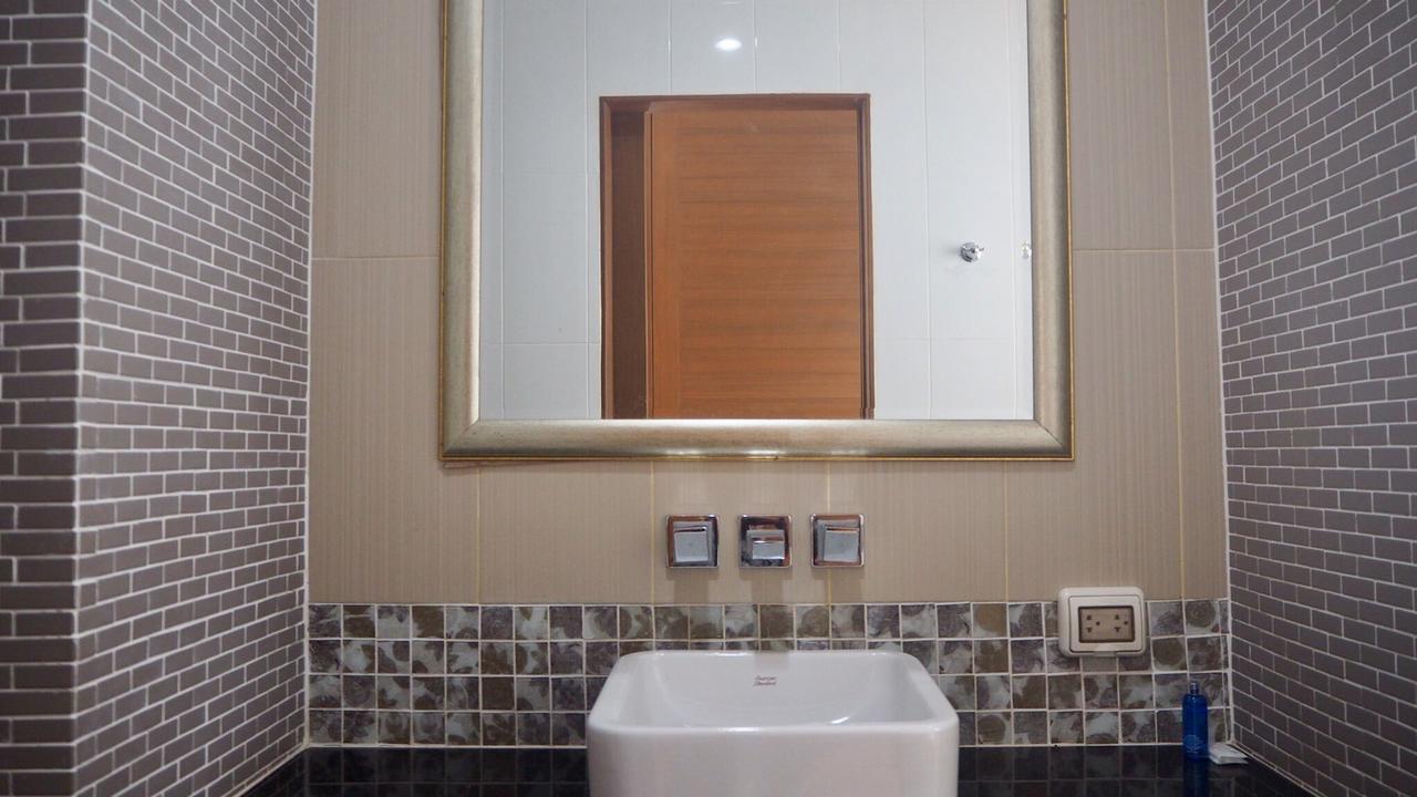 Villa Somewhere Phuket Thalang Esterno foto