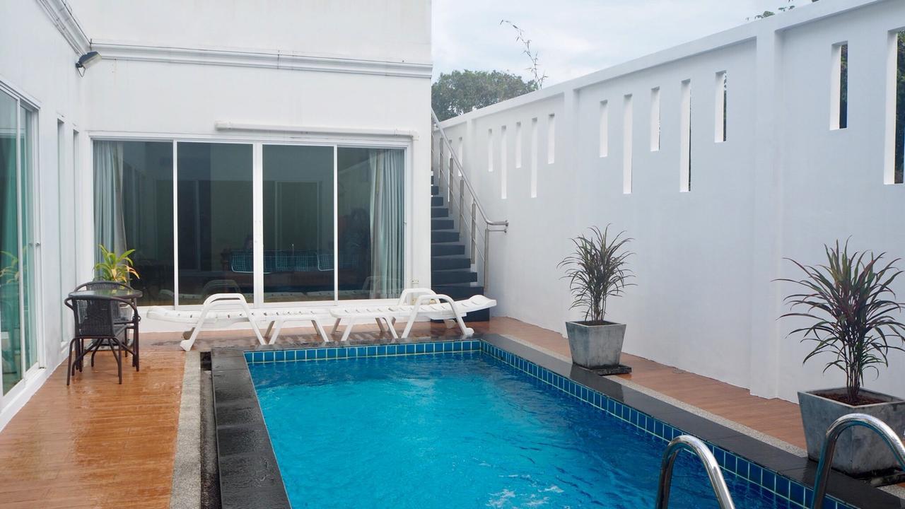 Villa Somewhere Phuket Thalang Esterno foto