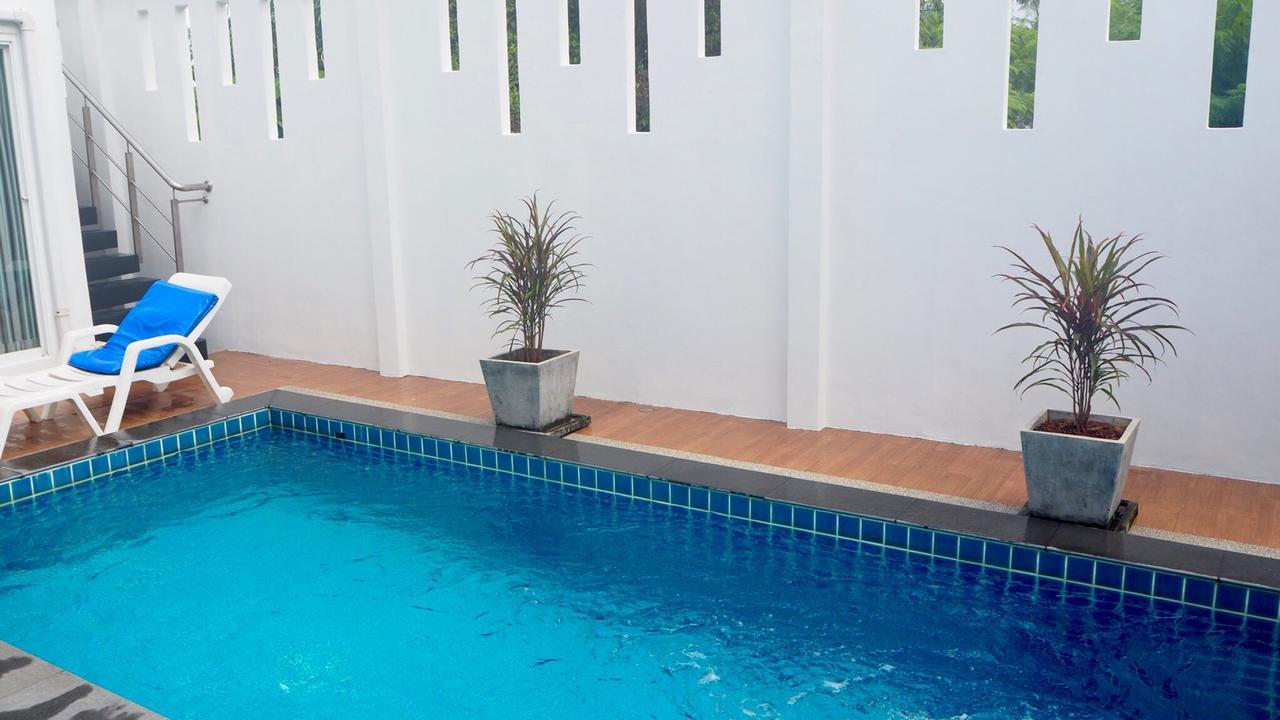 Villa Somewhere Phuket Thalang Esterno foto